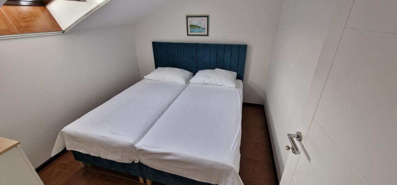 Apartmani Eladora Biograd Na Moru Exterior photo
